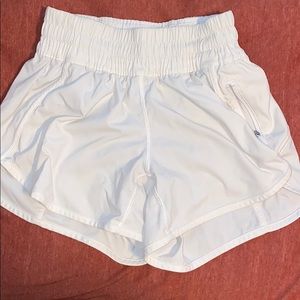 Lululemon Tracker Short 4”